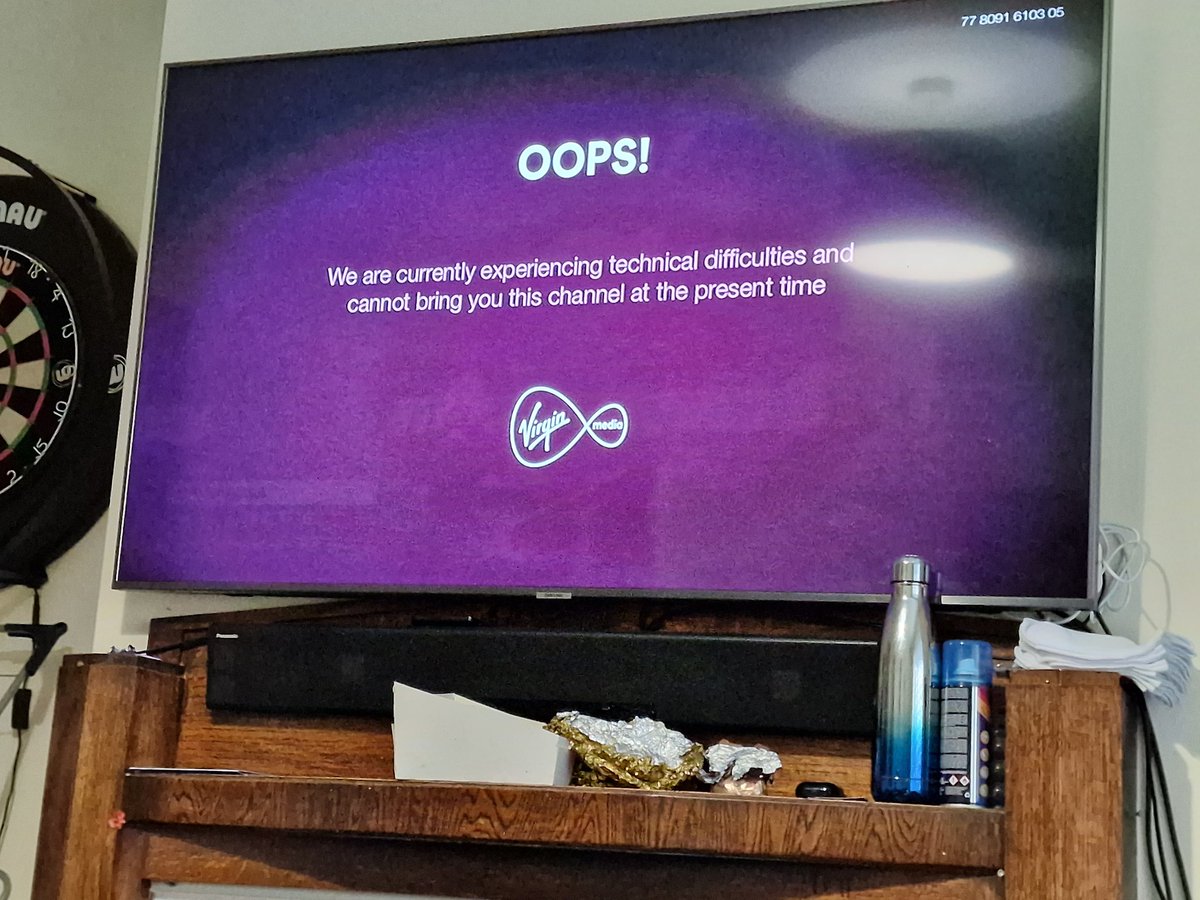 Mninjasuk's tweet photo. @virginmedia have paid £24.95 for the boxing and getting this - sort your shit out. https://t.co/UZlvB3Mfi0