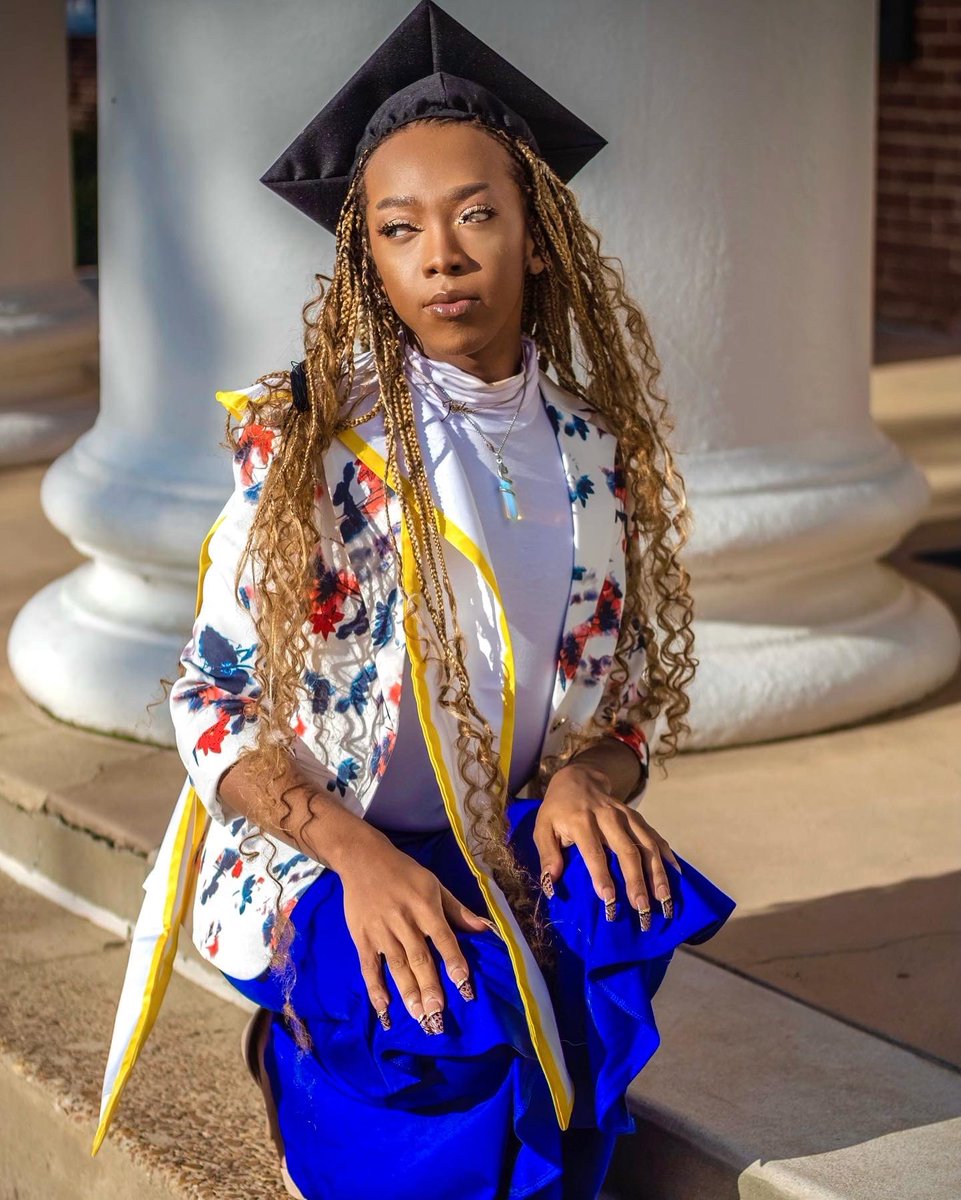 iammjaylee_'s tweet photo. So excited that in 15 days on May 7,2022 I’ll be graduating from the University of Mississippi with a bachelors in Social Work and minor in Business. My time here has been short from Fall 2019-May 2022 (2 1/2 school years to be technical.) https://t.co/4ruUFpjXNz