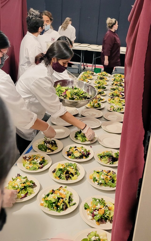 chef_yves's tweet photo. Dinner and Show was a hit last night!
I am so very proud of our these young Mustangs and their passion, commitment and hard work putting this event together ❤️ 

These are the few moments I could capture during service

#OrgulloMorton
#MortonPride
#MyHomeworkTastesBetterThanYours https://t.co/Vg0a0Qrs3v