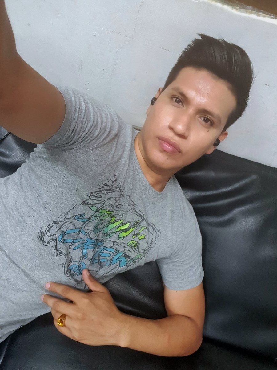 franquinho_'s tweet photo. No esperes que todo cambie mientras tú sigues siendo la misma persona. #iquitosperú #actitudpositiva #posesparafoto #maskprotection #lifeosgood #iquitos https://t.co/8zI36jd2Lv