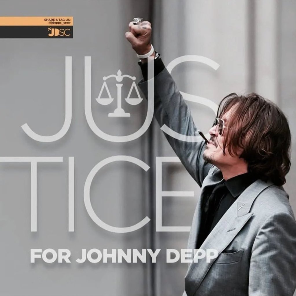 Cancel_AHeard's tweet photo. Remember Johnny Depp is there for two reasons. For himself and for his children. Win or lose, he finally has his voice. AND HE IS STANDING UP AND SAYING, “I, JOHNNY DEPP, AM A VICTIM OF DOMESTIC VIOLENCE!” #HoistTheColors #IStandWithJohnnyDepp #JusticeForJohnnyDepp 🏴‍☠️ https://t.co/kNHnMeSwET