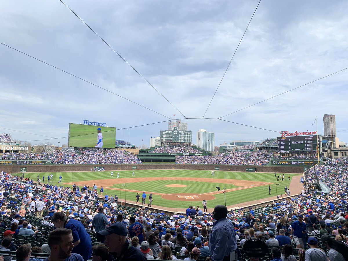 corey_cubs's tweet photo. Folks…

It is 75 degrees. Kyle Hendricks is on the mound. I’ve got an ice cold beer. It’s a Saturday at Wrigley Field. 

Perfect. https://t.co/d7jEPgrgEJ