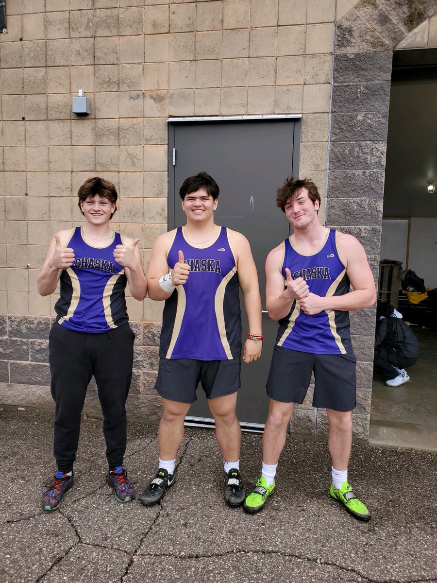 Boys shot putting up some HUGE numbers at today’s Mega Meet at Lakeville North! Perkins 45-5, Mercer 50-1, and taking 1st place Rada with 52-8! Way to go boys!