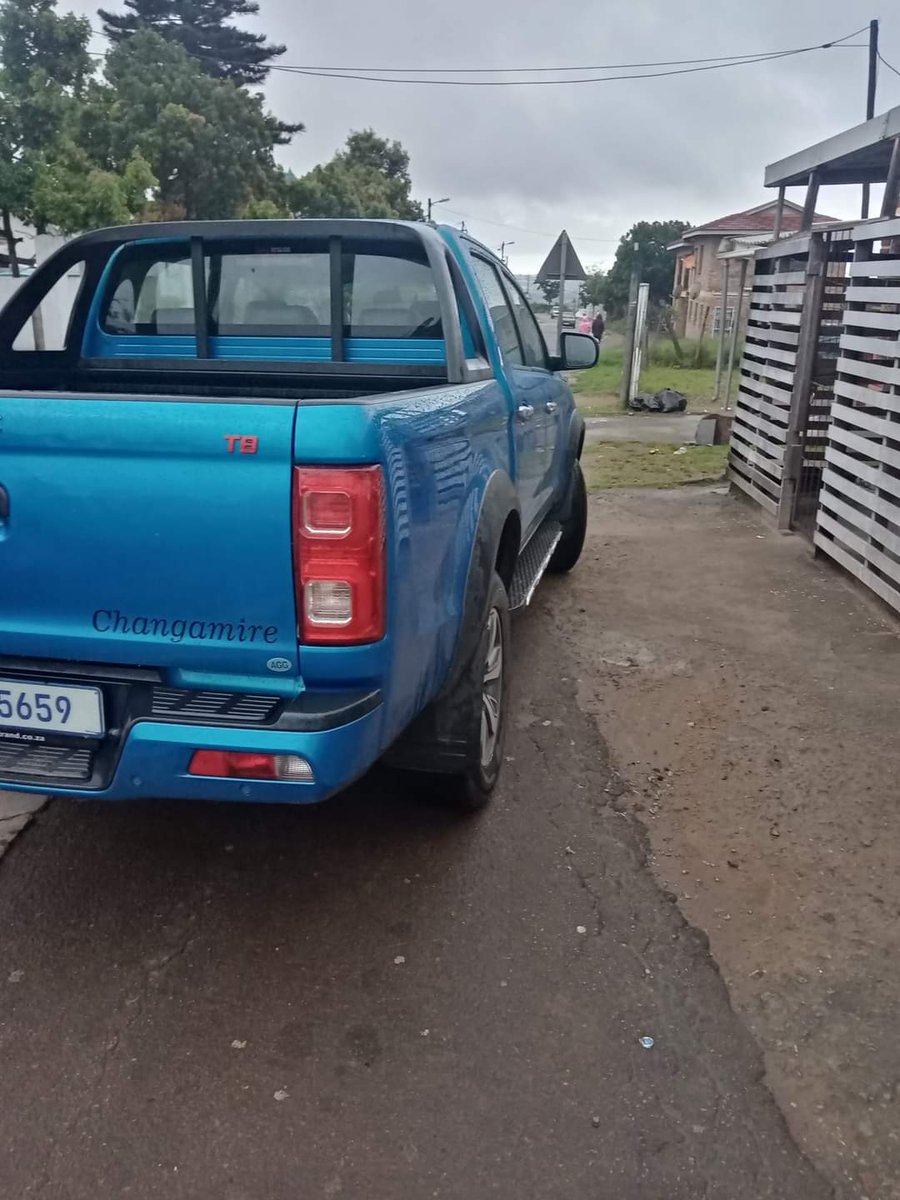 Veetra__'s tweet photo. "Please help me looking for my car it was stolen in mountview verulam Durban Reward R10 000,  Jac t8 2021 model, blue in color   reg nmber ND 35659,  anyone with information can contact verulam Saps." https://t.co/5k8yr0jnQc