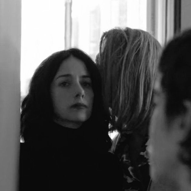 Tu y yo... somos más que dos. 

Feliz aniversario, mi amor, por muchos años más! ✨❤