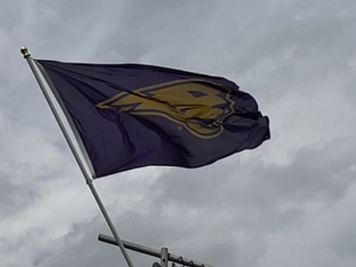 MarkWoodleyTV's tweet photo. UNI softball has clubbed 52 HR this year, 23 more than any other MVC team. They’ve got a massive wind blowing out to left as they host Illinois State, chasing an 11th and 12th straight win. https://t.co/XNZHVRSBHK