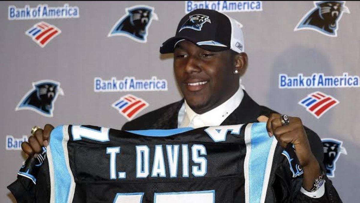 RRiotReport's tweet photo. On this day, in 2005:

The #Panthers drafted then-S Thomas Davis.

He tore his ACL three times. And came back for 3 Pro Bowl selections.
He played with his arm sewed up like a football in a Super Bowl.
He won the WPMOY award.

Few people honored the #KeepPounding mantra like TD. https://t.co/PrwXS2jFIE