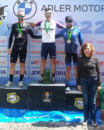 Podio de Alberto Zamorano (<a href="/zamo____/">Alberto Zamorano</a>) en el Provincial toledano #BTT campeonesaranjuez.com/2022/04/podio-… #Ciclismo #MTB #DeporetAranjuez