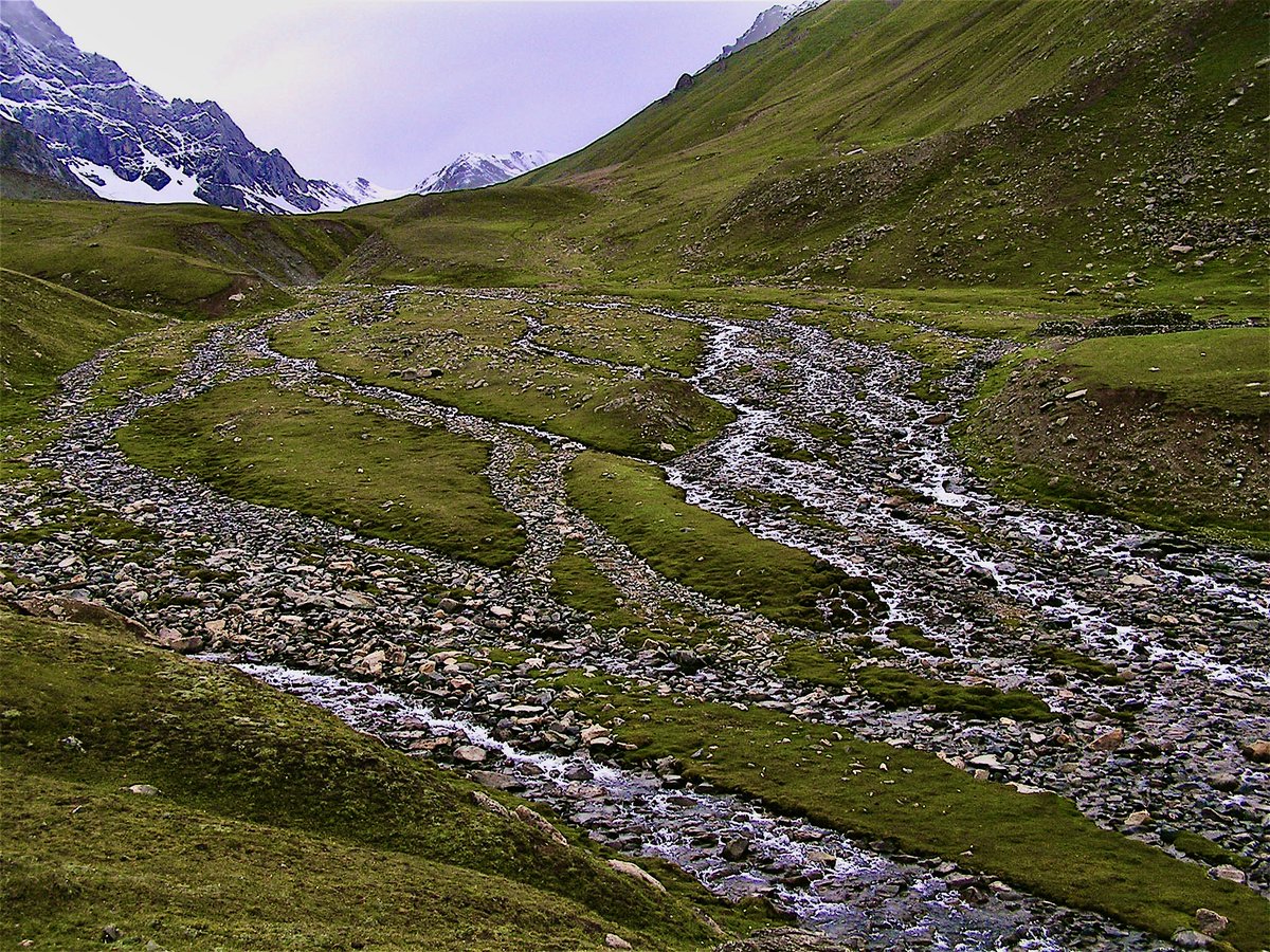 stratigraphix's tweet photo. A gallery of mountain streams in active orogens many of which we have evaluated for placer deposits: https://t.co/Vpc2DrkJeN
#mining #placergold #placersilver #placertin #streamplacers #diamondplacers #residualplacers #eluvialplacers #eolianplacers #placermining https://t.co/P2bhUcIV0V