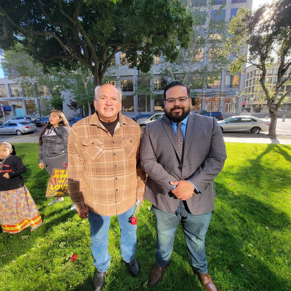 PeterMOrtiz's tweet photo. Yesterday I spent #EarthDay at the @svsunrise Youth Climate Strike. The youth will inherit the planet we leave them, and as our future, we must listen to what they say about changes to make Earth healthier for all who inhabit it. (1/3) https://t.co/kxABvIScJ8