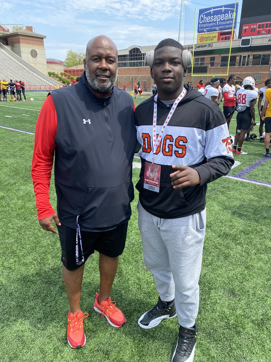 ejhendrix75 tweet media