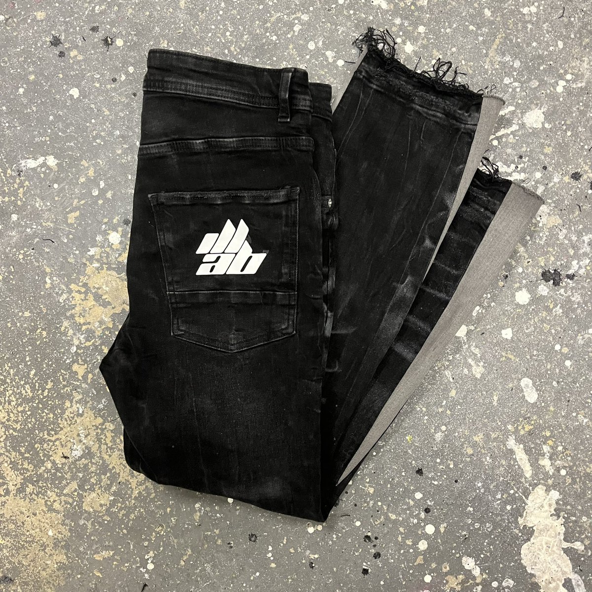 WEBSITE NOW LIVE 
Illabsze.com