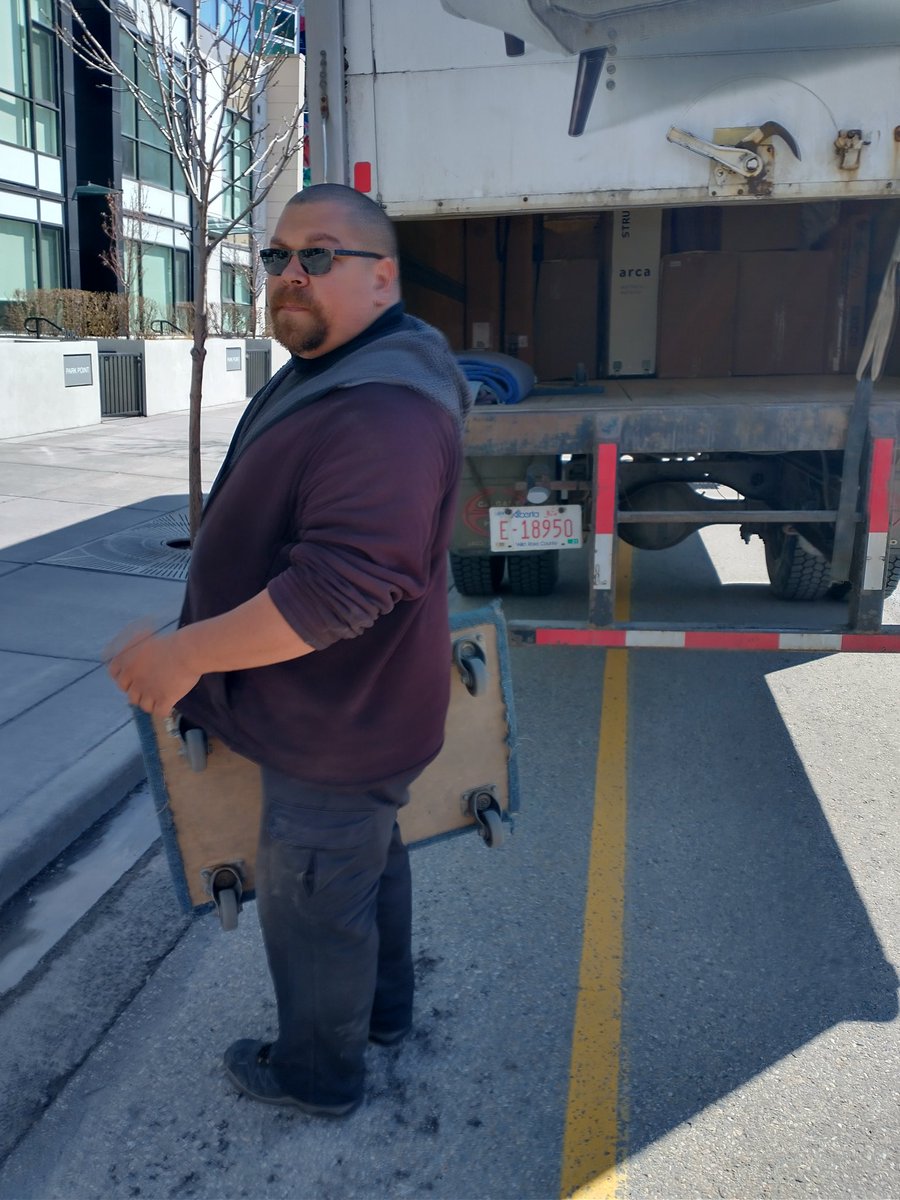 yycbikeguy's tweet photo. @structube you have some terrible delivery drivers. This building has a perfectly good loading dock, I'm not sure if your staff are untrained or just lazy. Completely blocking the lane and forcing #children on bikes into oncoming traffic #yyc #calgary #yycbike #structube https://t.co/kBAom40YoQ