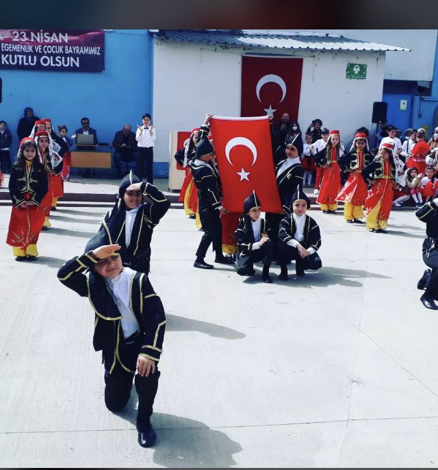 23 Nisan Milli Egemenlik ve Çocuk Bayramı’mız kutlu olsun.🇹🇷
#TBMM nin kuruluşunun 102.yılında Gazi Mustafa K.ATATÜRK'ü,silah arkadaşlarını,şehit ve gazilerimizi rahmetle,hürmetle anıyoruz.
<a href="/mehmetalikatip1/">Mehmet Ali KATİPOĞLU 🇹🇷</a>  <a href="/osmancakir60/">OsmanÇAKIR</a> <a href="/Recepzc86133724/">Recep özcan</a> <a href="/FahriGuler55/">Fahri Güler</a>  <a href="/ayan2549/">Erkan AYAN</a> <a href="/DeryaDlger2/">Evdekal#Derya Dülger</a>