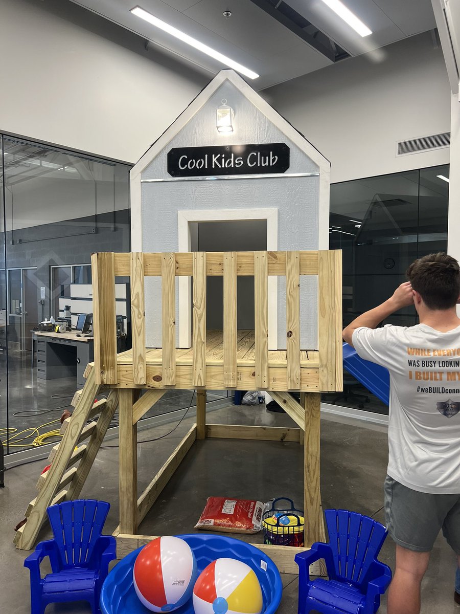 Robert Tester tweet media