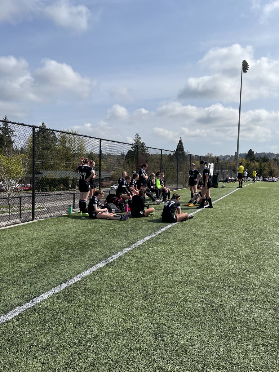 Robin Bostwick (@robinbostwick) on Twitter photo @WATimbersFC 06G Red 2 <a href="/ORYouthSoccer/">Oregon Youth Soccer</a> State Cup half time talk did the trick! Down 0-1, finished 3-1 and on to the semifinals! Well done!! @WATimbersFC 06G Red 2 <a href="/ORYouthSoccer/">Oregon Youth Soccer</a> State Cup half time talk did the trick! Down 0-1, finished 3-1 and on to the semifinals! Well done!!