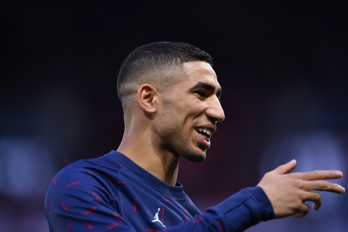 PSG_English's tweet photo. 😎🔴🔵

#PSGRCL https://t.co/fnBreaRdBL