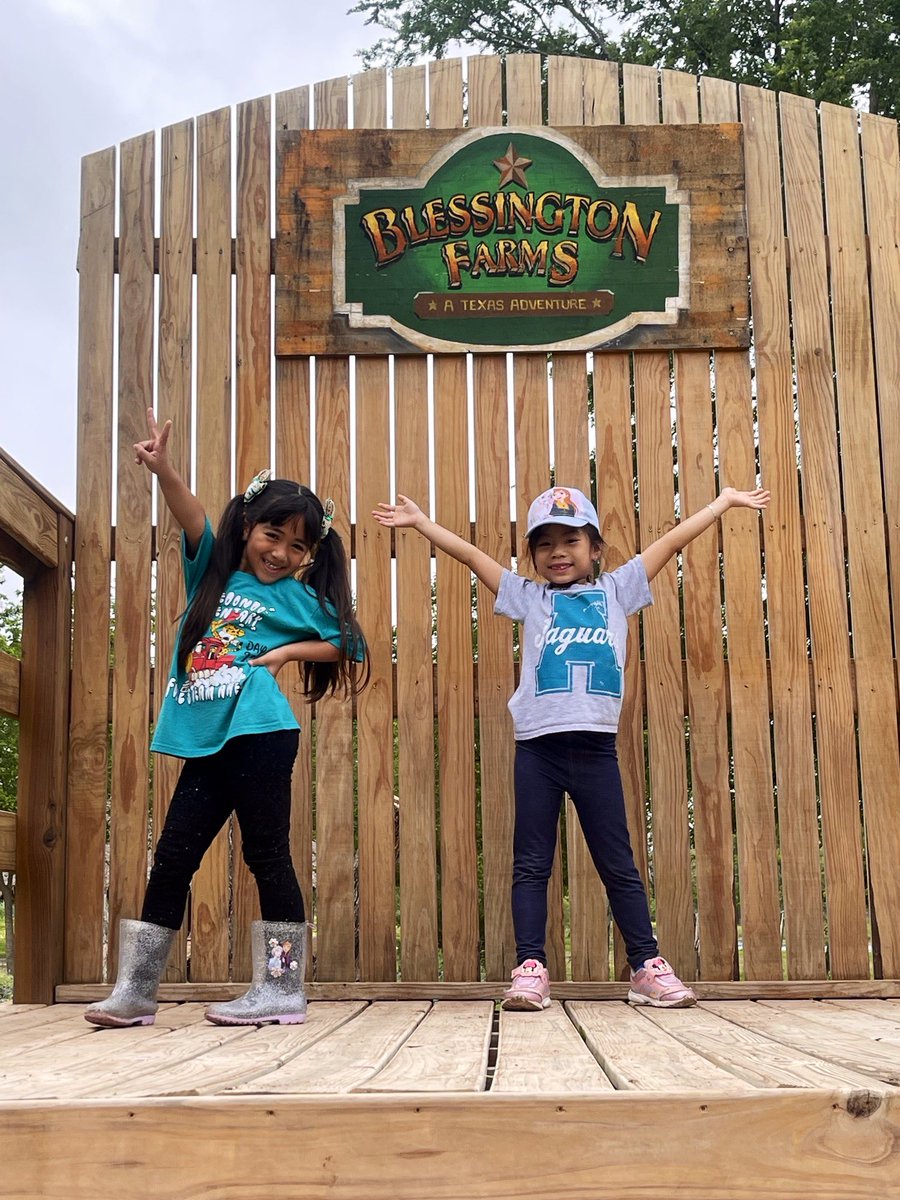 RaeneishaT's tweet photo. Imagine being the first teacher to take these awesome little people on their first fieldtrip! I’m happy to #BeTheOne https://t.co/7e1rSHSDbl
