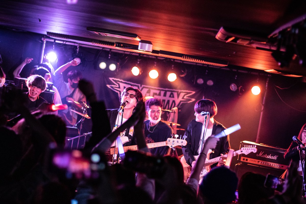 official_uncut's tweet photo. UNCUT pre.
THE LIVING ROOM Final
〜LAST DANCING NIGHT〜
お越しいただきありがとうございました！最高のLIVING ROOMでした。

これにてUNCUT解散〜🕺
またどこかで✨ https://t.co/56ol2txai4