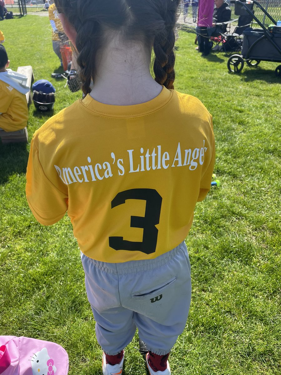 ALAPreschool's tweet photo. Representing at Bridgewater Little League! #PlayBall https://t.co/D0wKrJ5IGd