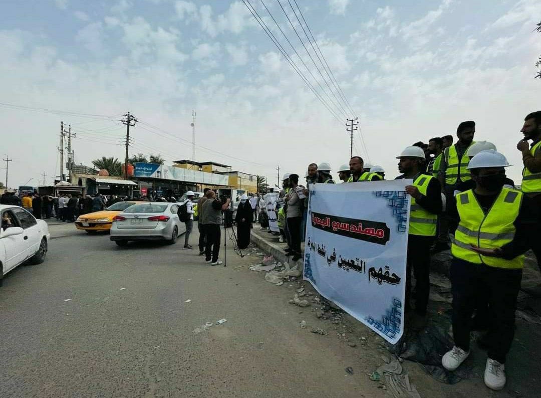 3kj94's tweet photo. #شمول_مهندسي_البصره_موازنه2022 مستمرون وصامدون ✌️✌️🇮🇶
 بوحدتنا سوف ننتصر 💪💪
مطالبنا واضحة وحقوقنا مشروعة ✔️✔️ https://t.co/qSr86dIzuu