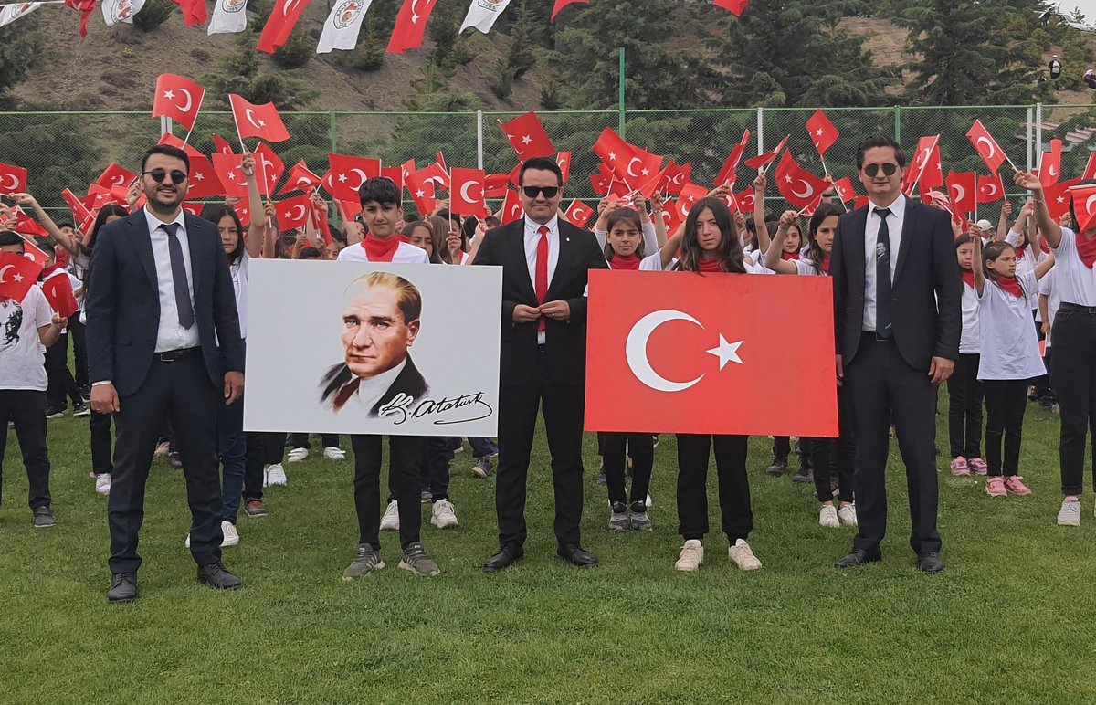 Ulusal Egemenlik ve Çocuk Bayramımız Kutlu Olsun 🇹🇷
<a href="/TonkaUlas/">ulaş tonka</a> <a href="/cgdsucar/">Çağdaş Uçar</a>