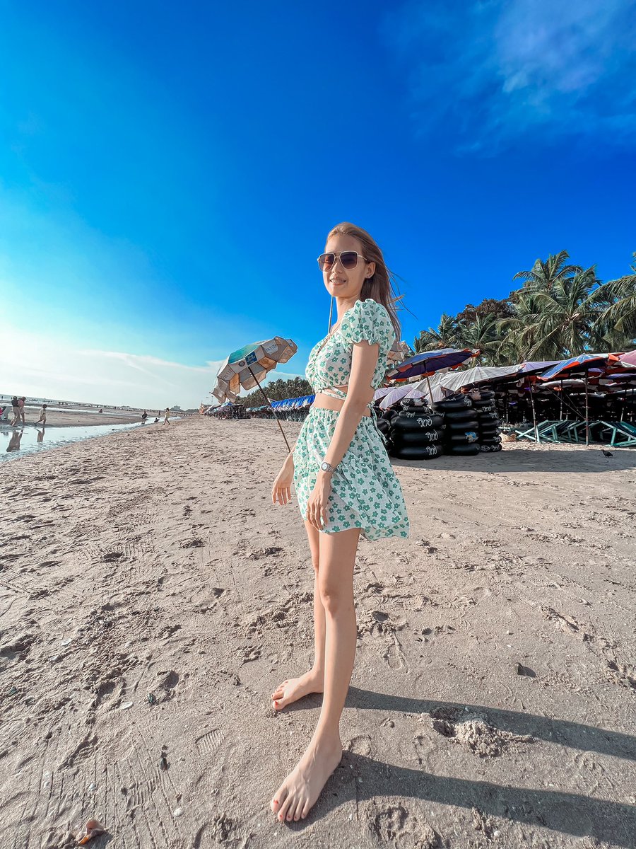 NAumchoei's tweet photo. รักเขา หลงเขา ถ้าไม่เมาก็ไม่มาทะเล 🌊🌊#ทะเลก็มีชีวิต #ทะเลก็มีหัวใจ 😂😂😂 https://t.co/c2uJTfiMvd