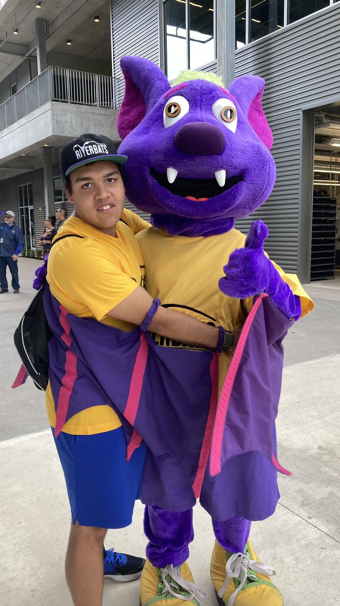 jourdendcbc's tweet photo. We are having Perfect Time with @accdistrict Phase 2 GRAND OPENING CELEBRATION!!! Hanging out with my BFF @RBtheRiverbat! I am looking forward to seeing Radio and Television Fall semester soon!
#ACCHighland #ACC4Everyone https://t.co/lTaQZoVM14