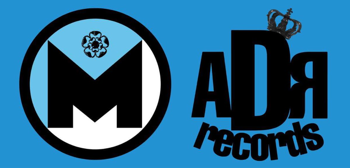 Right people let's get the <a href="/marseilleband/">Marseille</a> boys too 1k followers so let's retweet and followed.

#upthemarseille