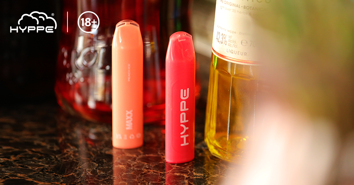 hyppeeu's tweet photo. Let's go drinking with HYPPE MAXX tonight🍹

⚠ Must be of legal age to enjoy.

#hyppymaxx #hyppe #vapecommunity #vapelife #vape #vaping #hyppelife #hyppefan #ukvapers #ukvaper #hyppeuk #hyppeeu #vapelife #vapeart #vapinglife #vapinglover #vapingfresh #disposablevape https://t.co/kOHPaXfr58
