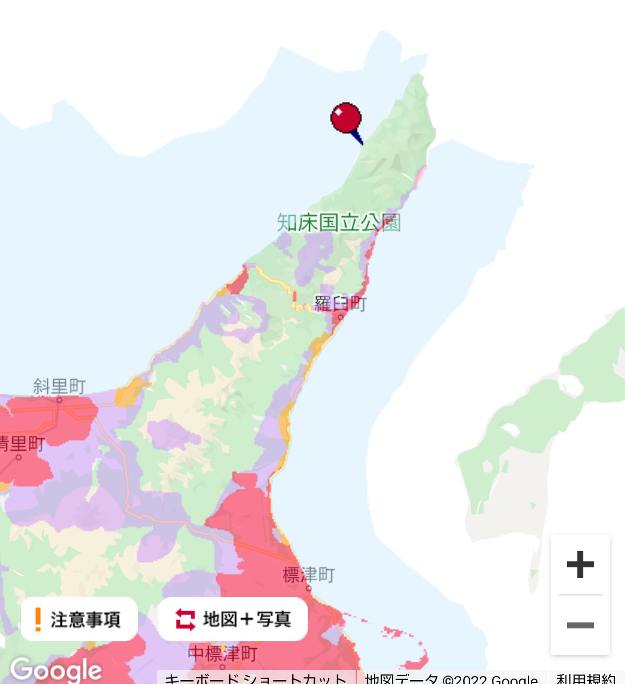 ほりさん 知床遊覧船の件 知床半島周辺の各通信事業者のエリアマップを比較 遭難現場と見られている カシュニの滝 沿岸の海上エリアをカバーしているのはドコモだけだが アマチュア無線を通じて会社に初報 という報道から 船長らスタッフはドコモ以外