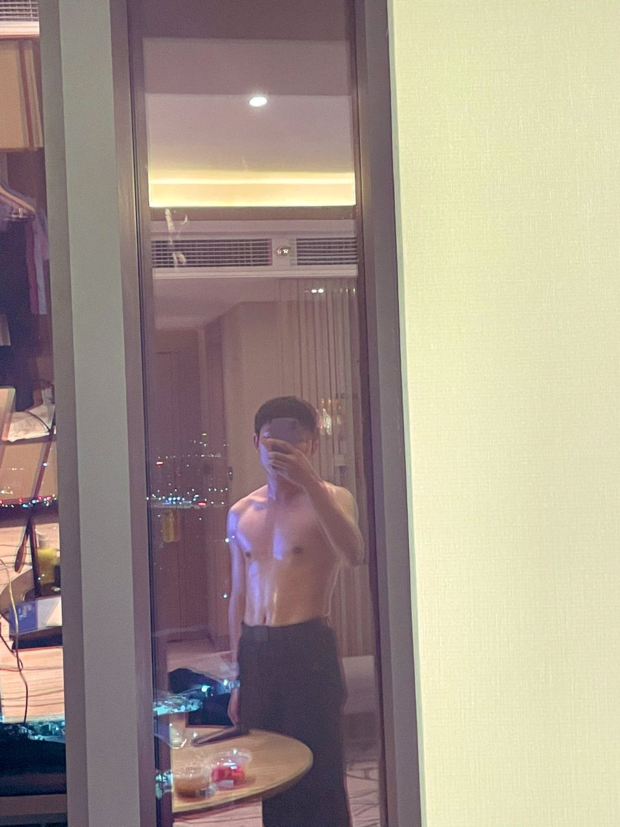Jolinkry's tweet photo. #南宁 🈶️.吗🤺 https://t.co/PsEG8HmGdP