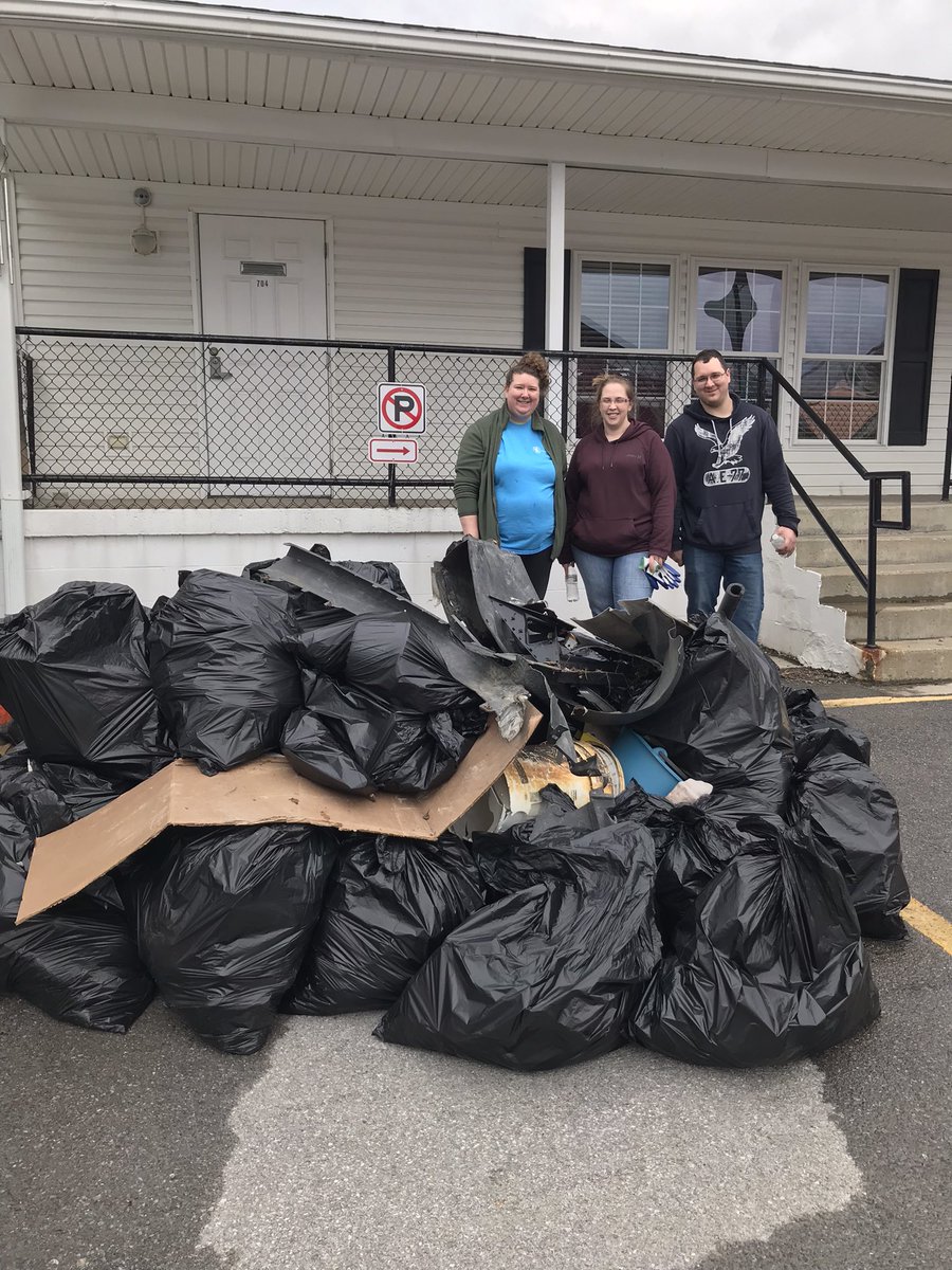 A big Thank You to everyone who helped with the HRA Pick up Pa event today!  Our town is cleaner, thanks to you!!  <a href="/MV_Knights/">Moshannon Valley SD</a> <a href="/MrsB201/">Mrs. Benjamin</a> <a href="/kitkofive/">Jayne Kitko</a>