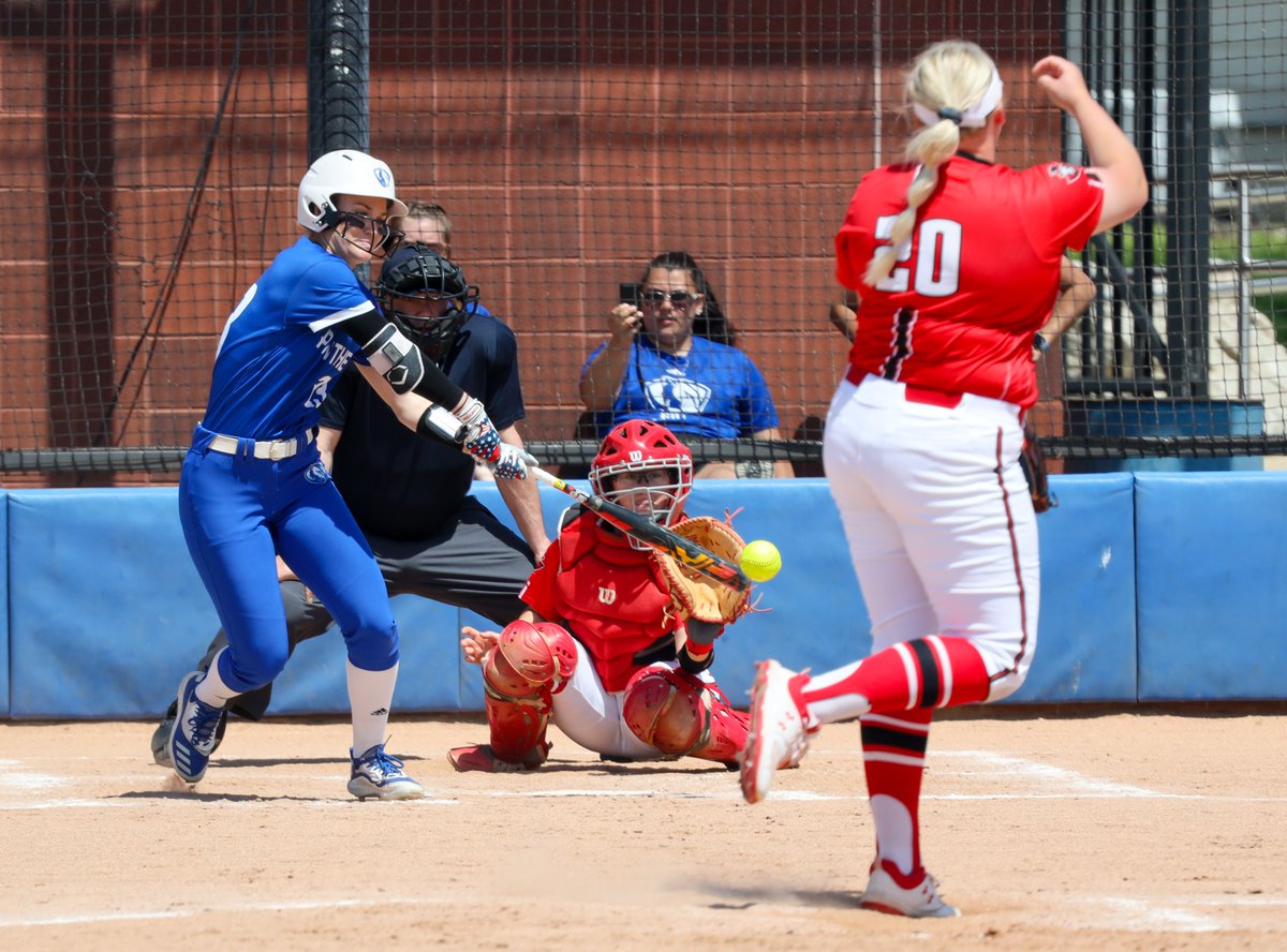 eiu's tweet photo. Spring arrived just in time for a busy Saturday on campus!๐๐ฅ๐ชข๐ญ #EIUFootball #EIUGreekWeek #SpringFest #EIUSoftball https://t.co/834zN2J51R