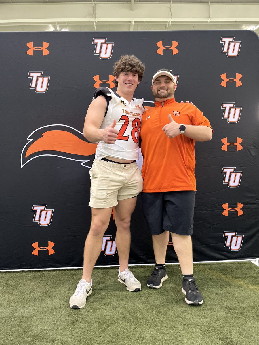 ThaddeusBallin1's tweet photo. THANK YOU @coachclayisbell AND @TUcoachO FOR THE JR DAY VISIT!!! GO PIONEERS🟠⚫️⚪️!!! https://t.co/wEo3YXyLZu