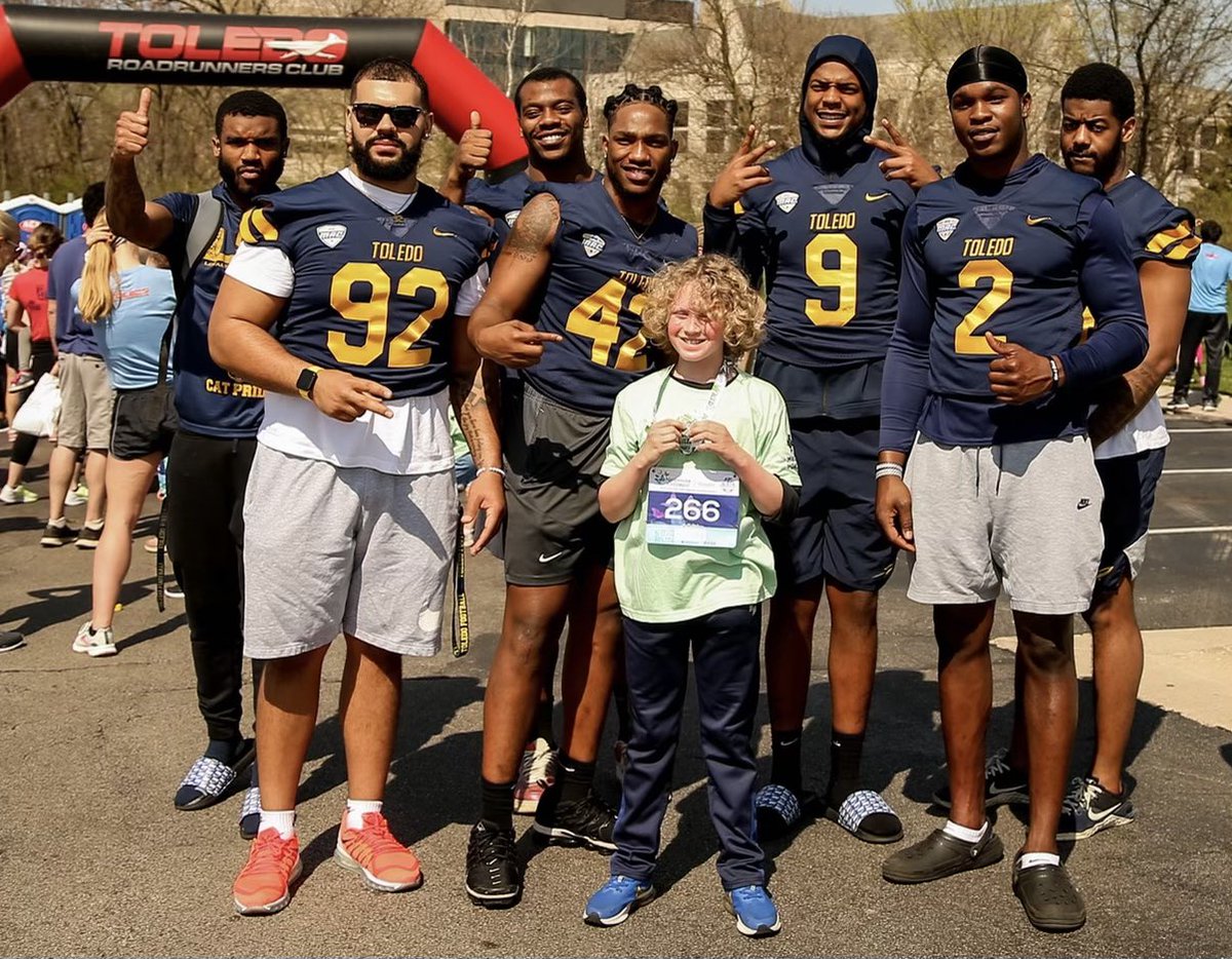 “The best way to find yourself is to lose yourself in the service of others.” 
– Mahatma Gandhi