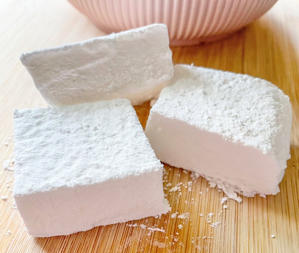 Good evening mallow lovers we only have two packs of our handcrafted mallows remaining for this week! Skip over to our website and grab them now for just £5 with code ‘FIVER’ Smorealicious.com #Coffee #weekend #MHHSBD #Discount #treatme #sbs