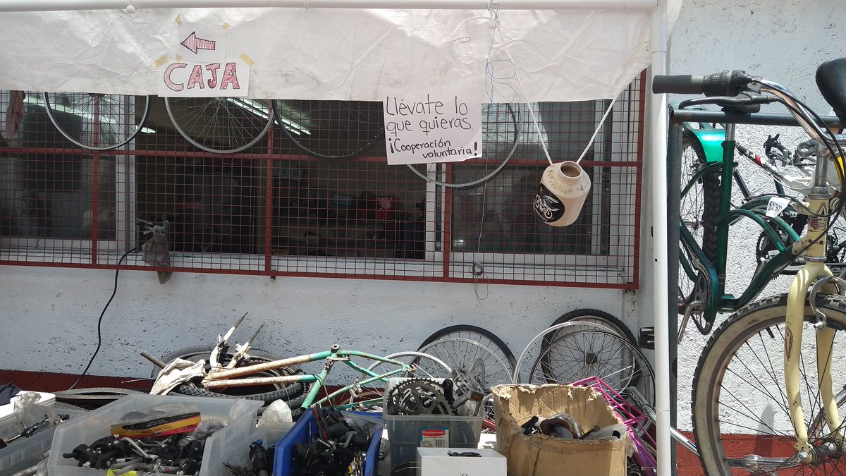 chuletomate's tweet photo. @Bicitekas se van!! Ofertas solo hoy! @moralehe https://t.co/cVpgmCG0Ie