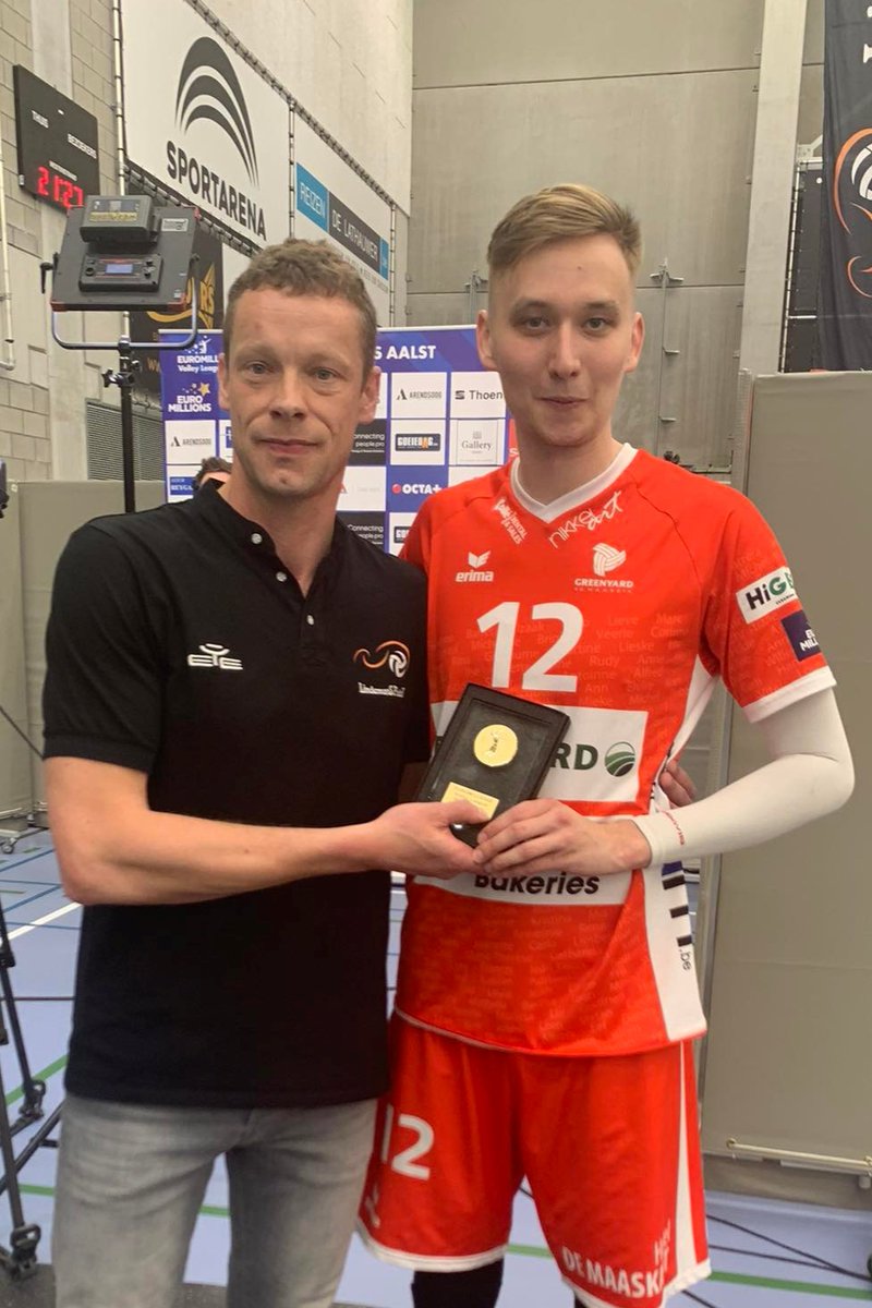 VCGREENYARDMsk's tweet photo. #StarOfTheGame of today’s match, awarded by Lindemans Aalst coach Johan Devoghel is Renet Vanker.
Congratulations Renet
@EMVolleyLeague @LindemansAalst #AALMSK https://t.co/311gSXQujD