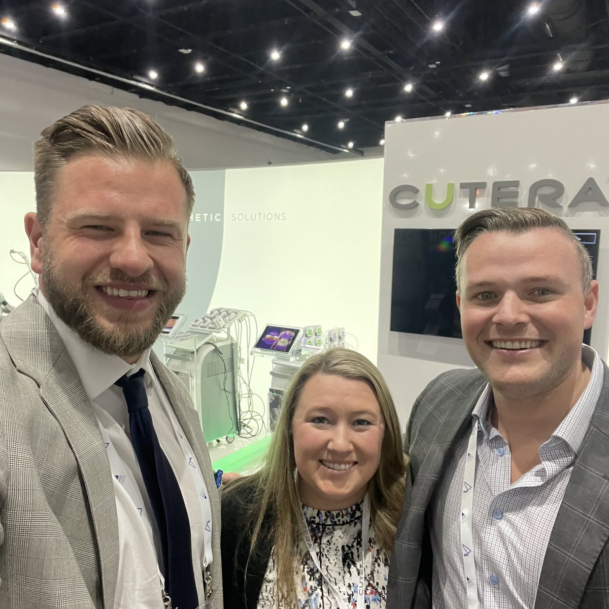 Cutera's tweet photo. Our Cutera team is ready for you at The Aesthetic Society #ASAPS22 in San Diego, CA.
Be sure to stop by Cutera’s booth #2238 to learn more about Cutera’s portfolio of groundbreaking aesthetic technology.
You can also visit https://t.co/nyc3oEIgtE today! https://t.co/p3QkX2K6Tb