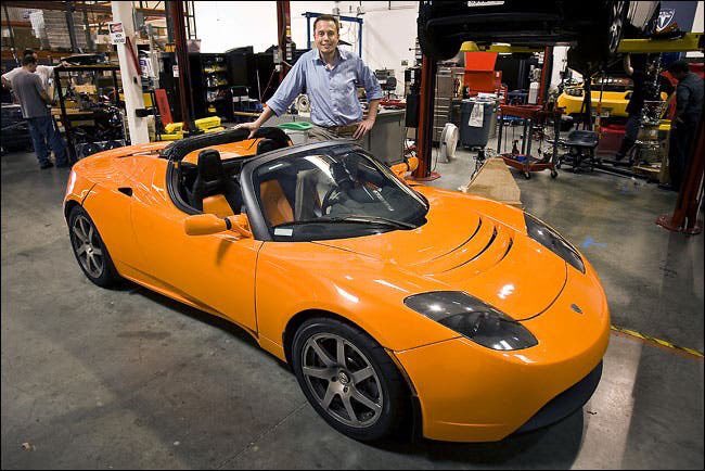 Elon Musk first invested in Tesla on this day 18 years ago. 

Here’s how it happened… 🧵