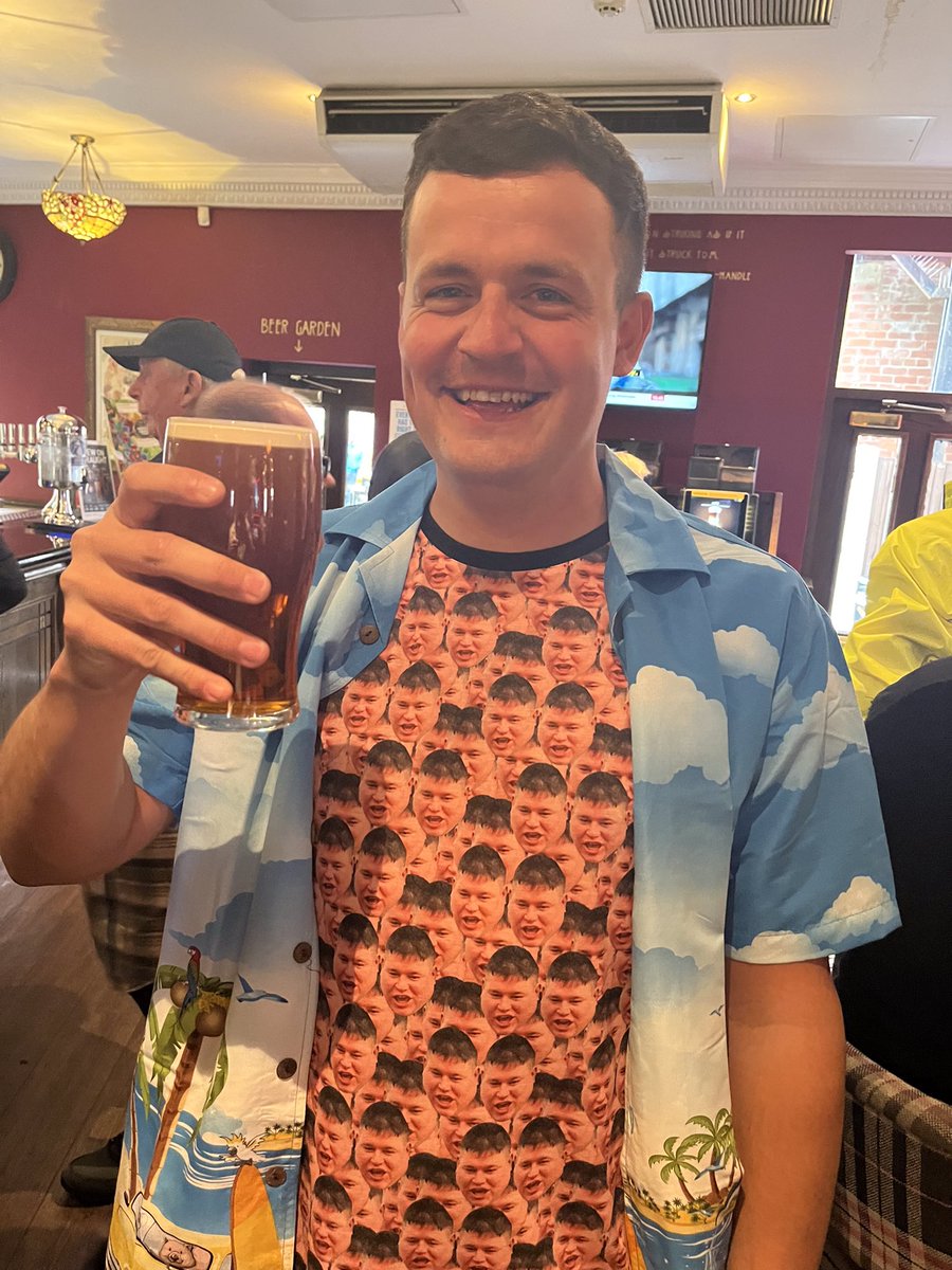 Andys Fun Bus ๐โฝ๏ธ (@andysbus) on Twitter photo Todays ๐ฉ ๐ winner with his ๐ <a href="/MikeScatliffe/">Mike Scatliffe</a> look how happy he looks ๐ #PantonHeads <a href="/CraigPanton/">Craig Panton</a> Todays ๐ฉ ๐ winner with his ๐ <a href="/MikeScatliffe/">Mike Scatliffe</a> look how happy he looks ๐ #PantonHeads <a href="/CraigPanton/">Craig Panton</a>