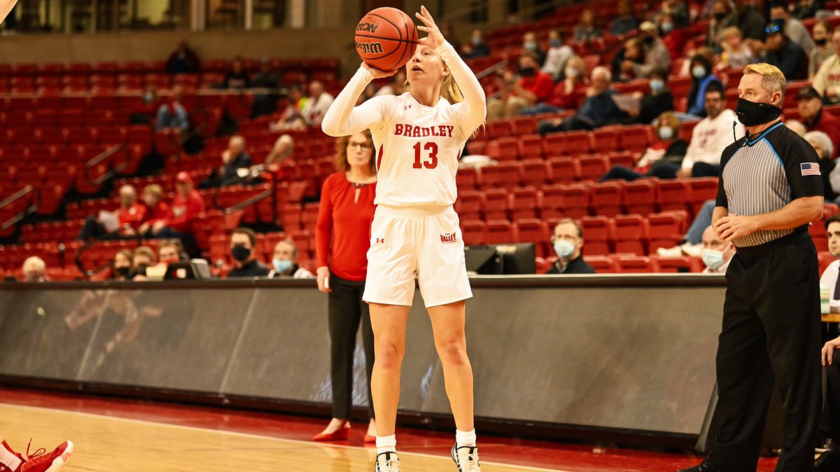 ScoutSportsDesk's tweet photo. #BESPYS Awards: Female Athlete of the Year

Hannah Thompson: 1st team all-MVC, broke BU all-time digs record
Tatum Koenig: 12.0 PPG, led team after Haack injury
Grace French: .304 AVG, 4 HR, 2.96 ERA, no-hitter
Nicola Jansen: 2x MVC Indoor Champion, MVC XC Fresh. of the Year https://t.co/3FA9pFsFPA