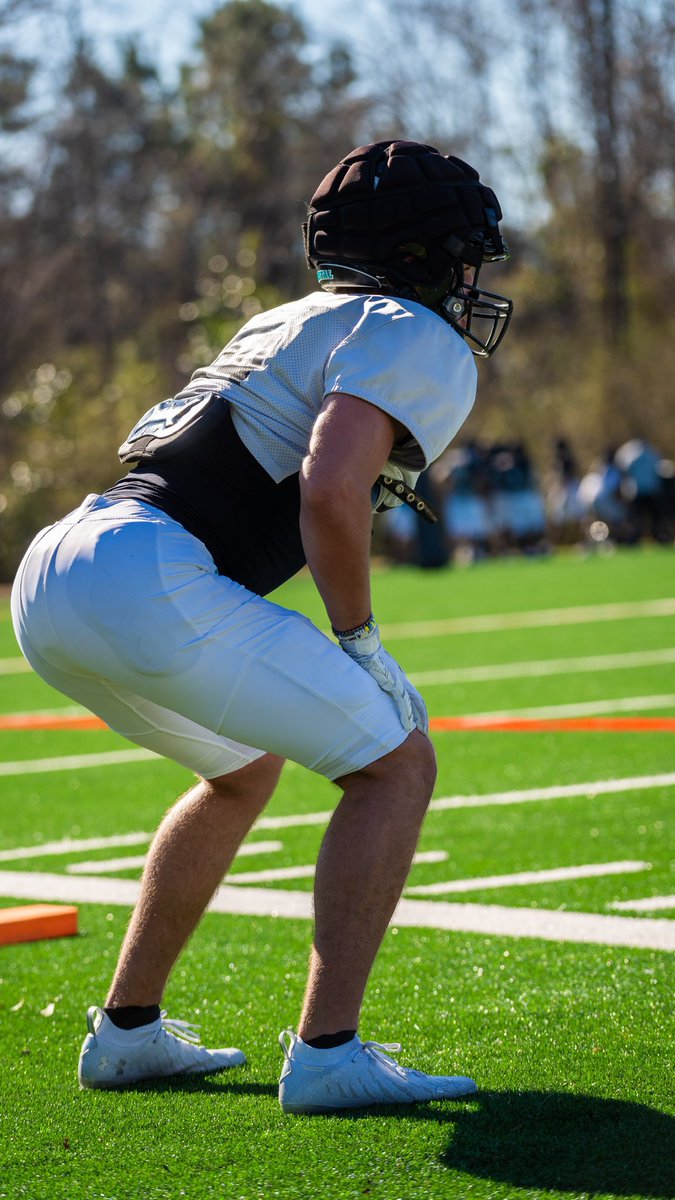 ConlanCostanzo's tweet photo. More pics form spring💪🏈 https://t.co/N4xgaIfOGn
