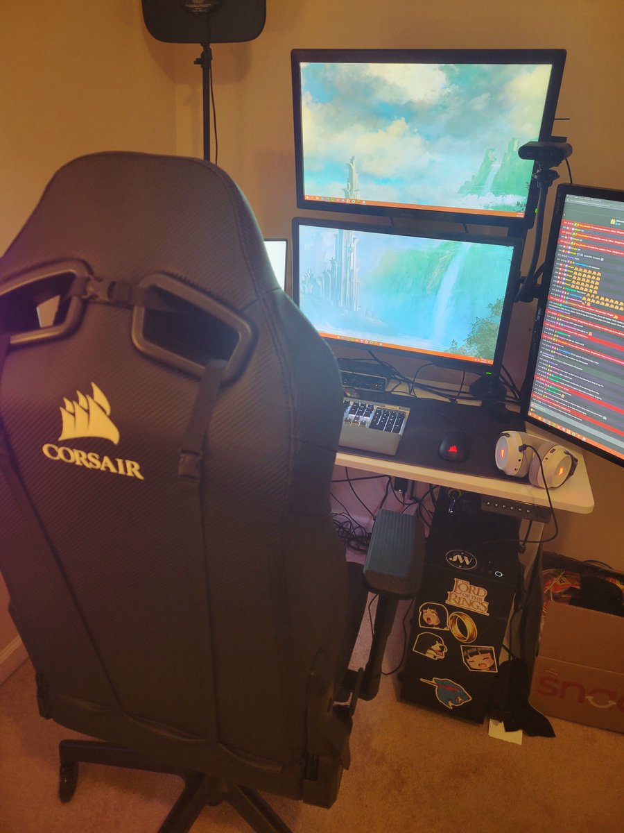 New chair is amazing! Glad to have a professional chair back!

To get your hands on one of these, head to corsair.com

Use code Stingin for 10% off! #CorsairPartner