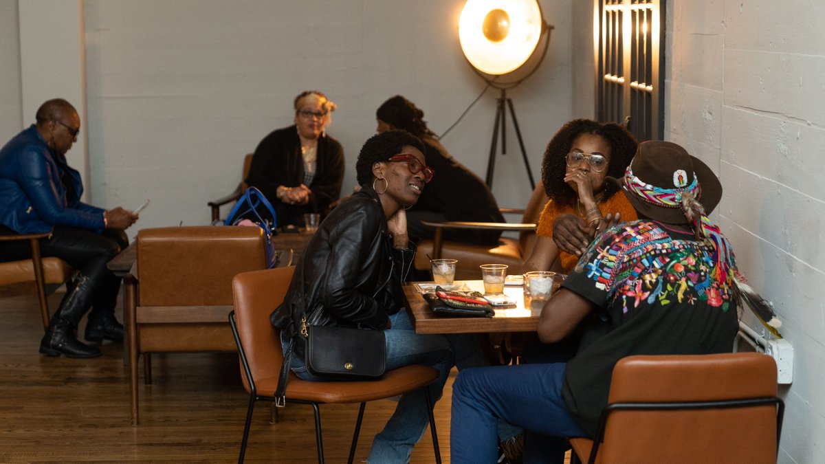 met_atl's tweet photo. We've hosted lots of events in our one-of-a-kind Penthouse. From intimate gatherings to large-scale soirees, this could be the venue for your next event. With 3,200 square feet of space, a full kitchen, and two rooftop terraces, the only limit is your imagination. #gatheratMET https://t.co/Uj6Z5SeEWM