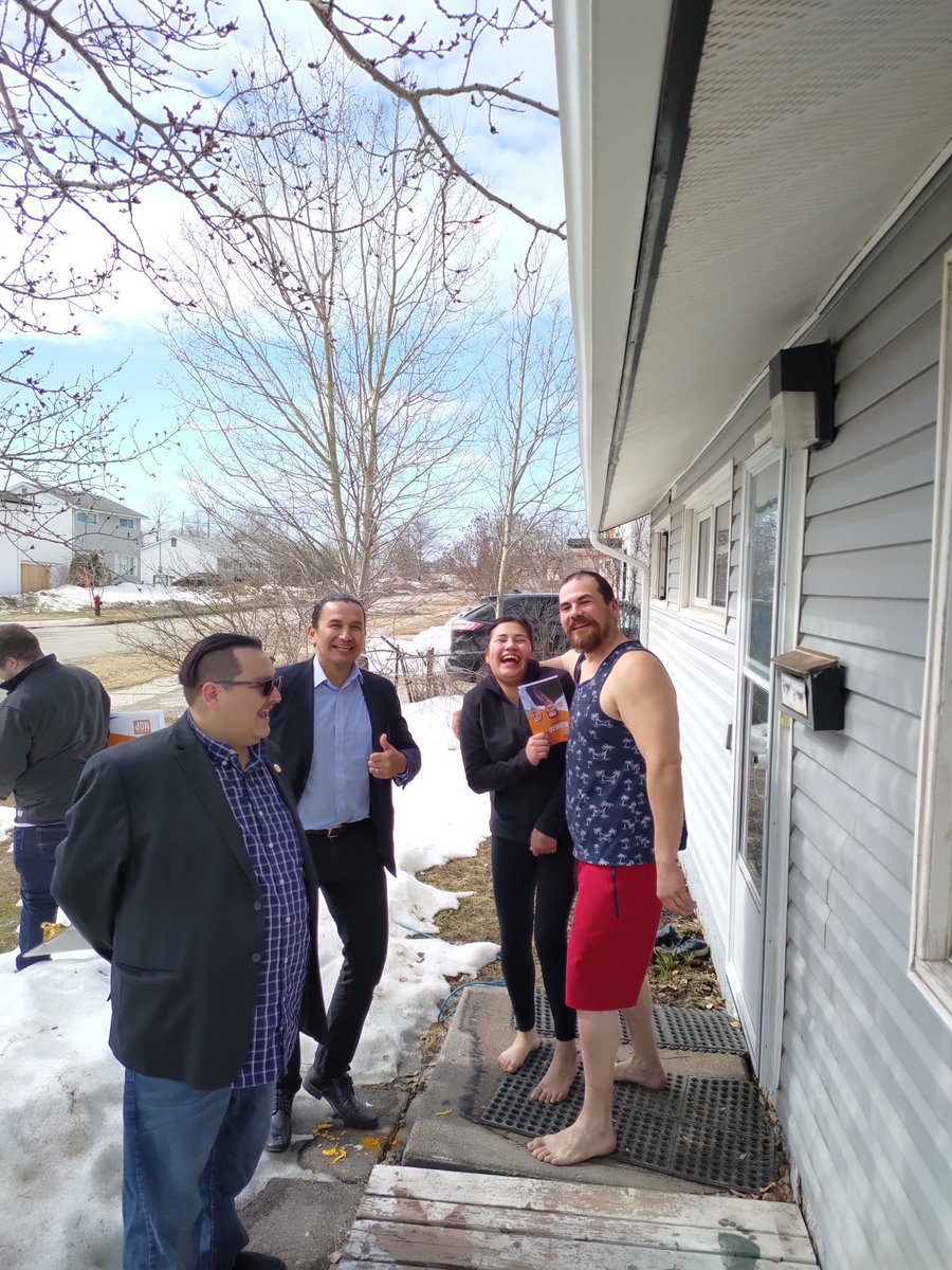 eric_redhead's tweet photo. Big thanks to @WabKinew for coming to my campaign launch! It was great to get onto the doorstep to talk to some of my neighbors.
#mbpoli https://t.co/RwmRCktUq5