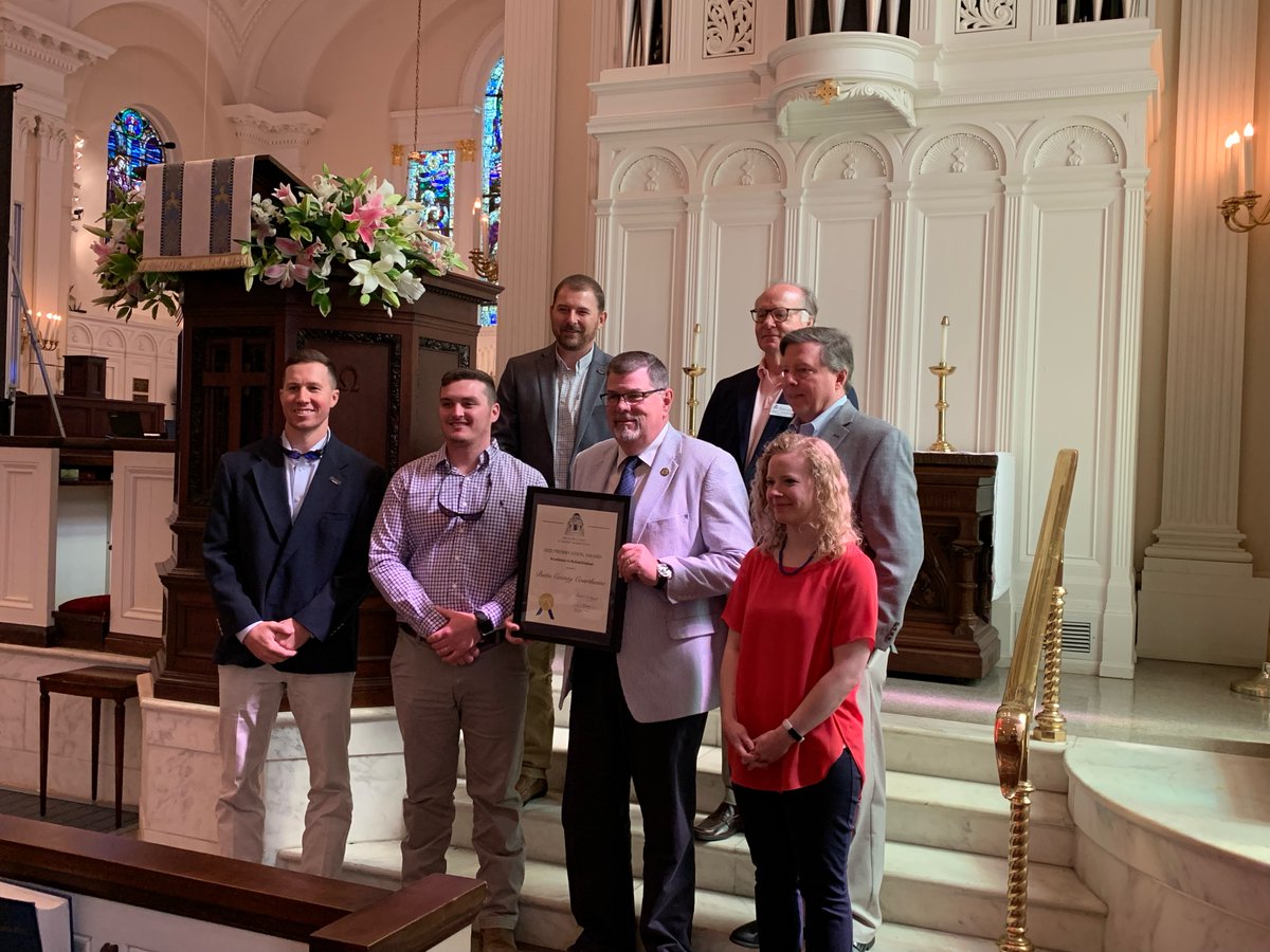 JMichaelBrewer's tweet photo. I was honored beyond words today to receive a 2022 Preservation Award for "Excellence in Rehabilitation" from the Ga Trust for Historic Preservation in Augusta with my team of architects and contractors. Working on the Historic 1898 Courthouse was a dream job for me. Thank you 🙏🏻 https://t.co/Fb9QdI53l1