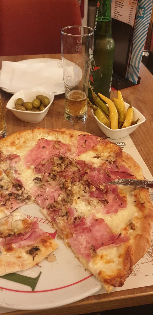 I dalje po meni najbolja pizza. #pizza #Brus #nigdekaokodkuće #pizzeriaChiasso