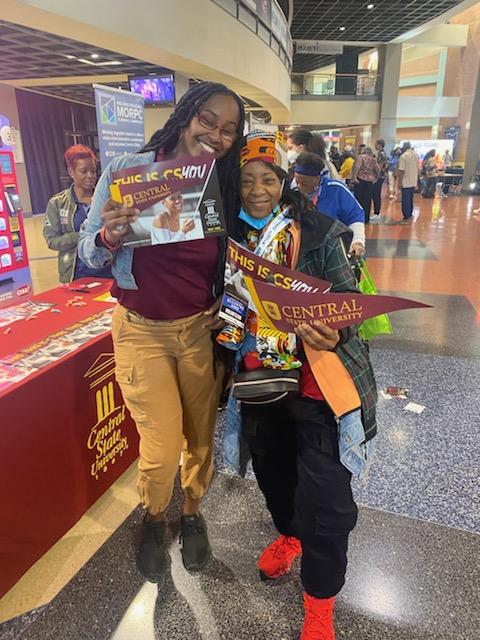 CSU87Admissions's tweet photo. Recruiting today in Columbus Ohio. Guess who came by the CSU table! https://t.co/oMfevyWxMO